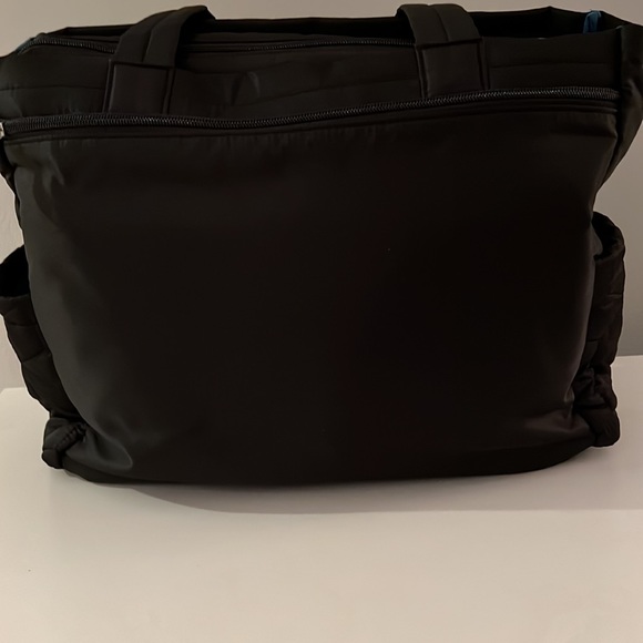 Diaper bag - Picture 2 of 6